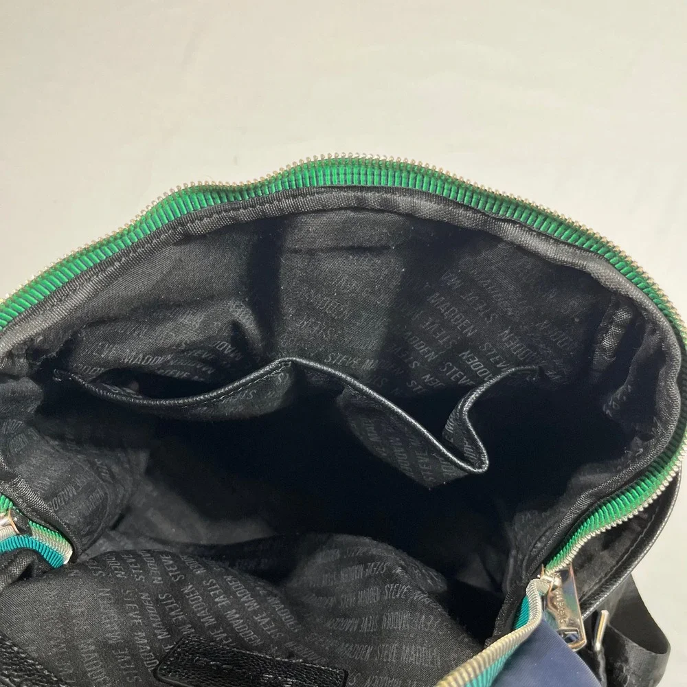 Steve Madden Backpack Womens Medium Navy Blue Quilted Nylon Zipper Detail